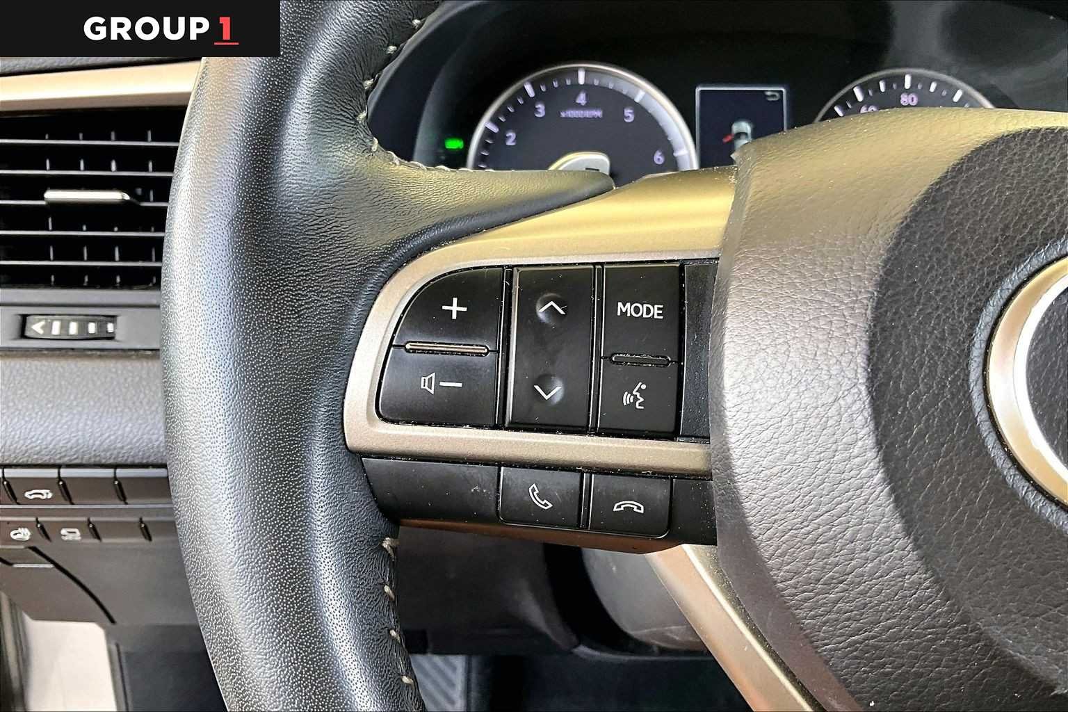 Used 2021 Atomic Silver Lexus  image 21