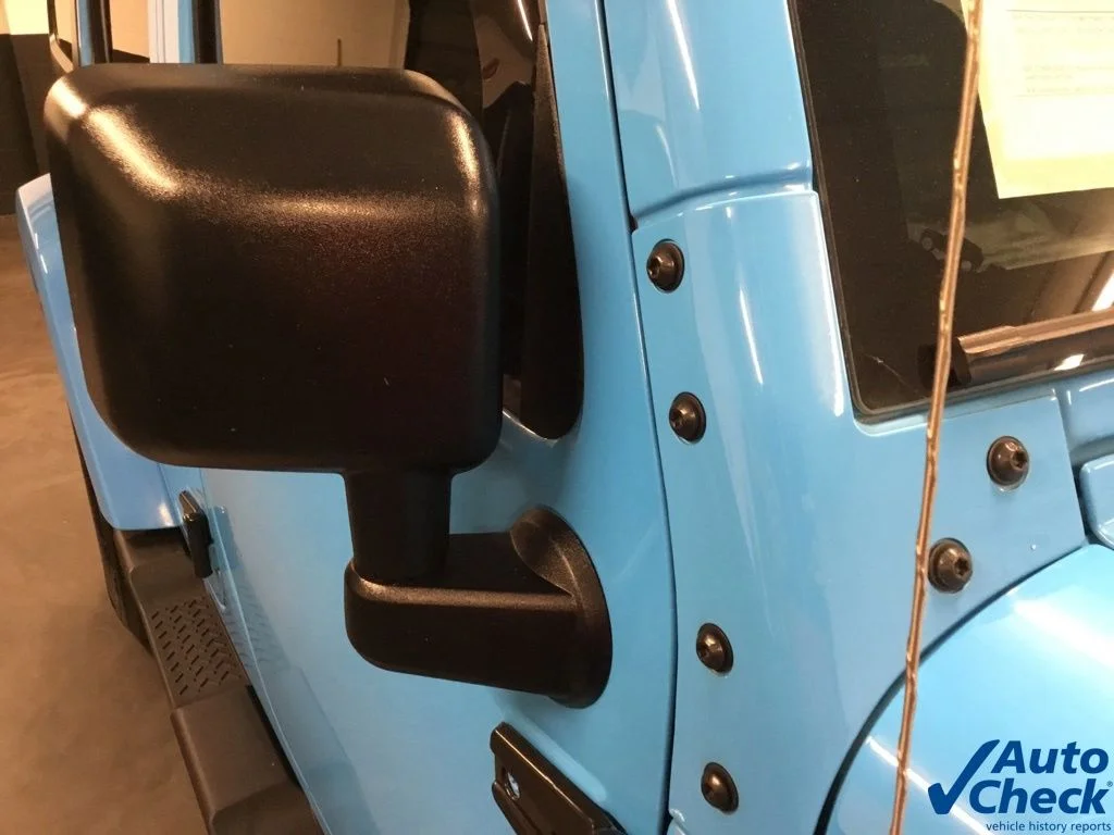Used 2018 Blue Jeep Unlimited Sahara image 21