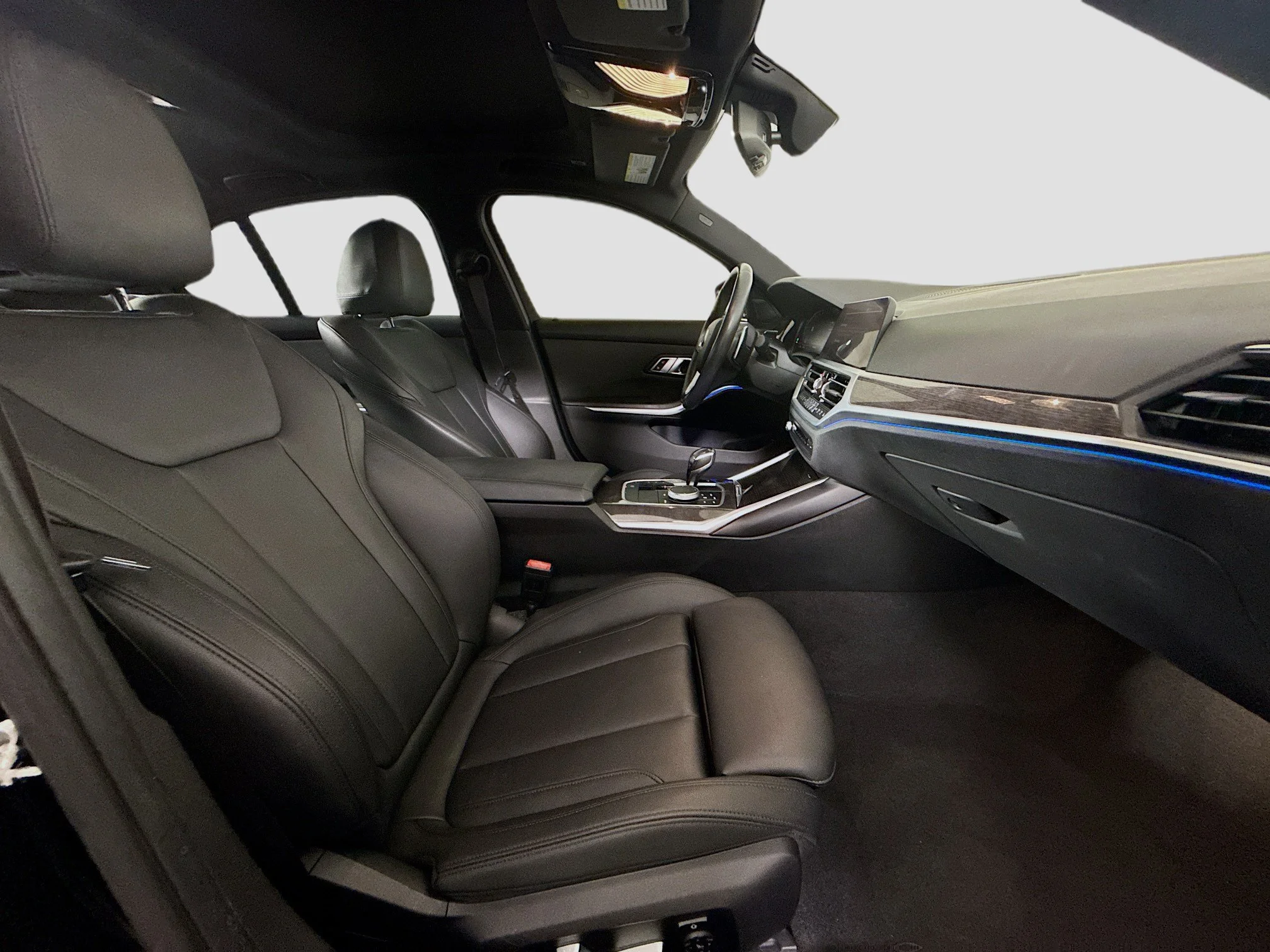 Used 2019 Black Sapphire Metallic BMW 330i image 25