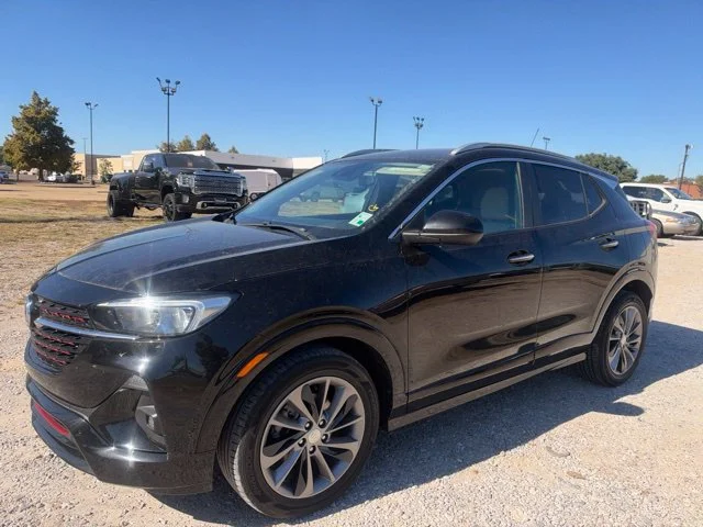Used 2021 Black Buick Select image 6