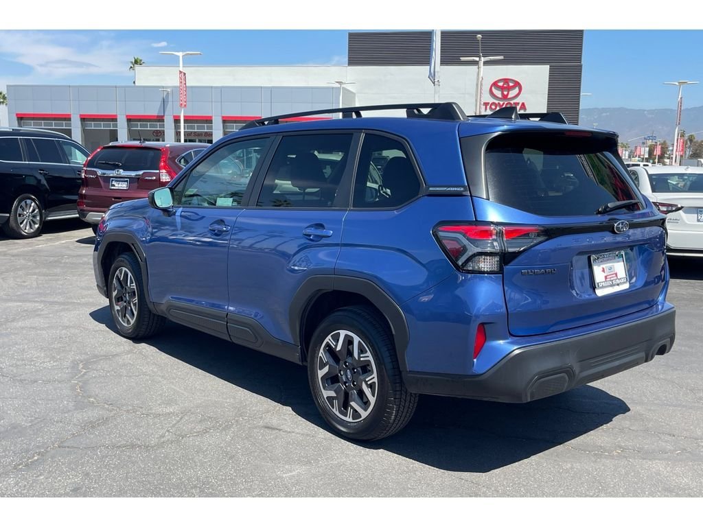 Used 2026 Daybreak Blue Pearl Subaru Premium image 3