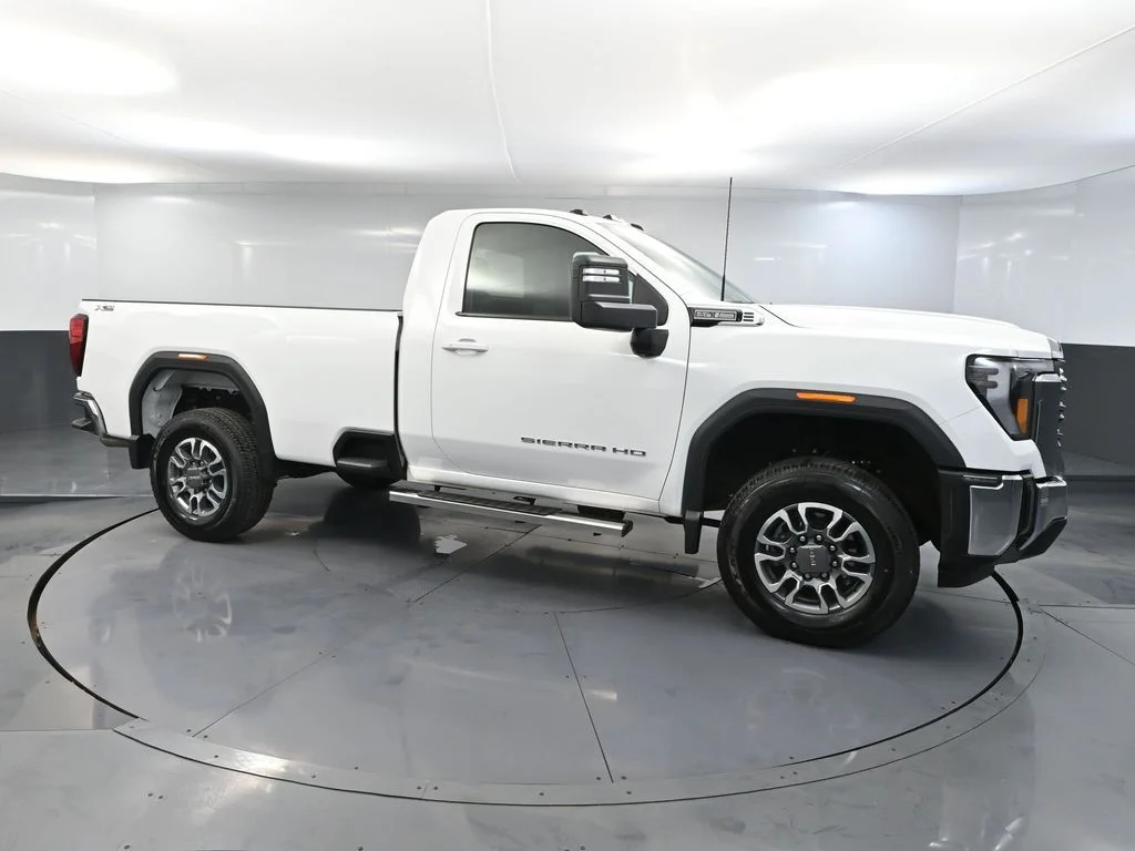 Certified Used 2025 White GMC SLE image 4
