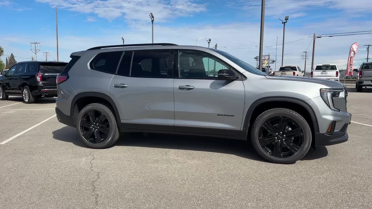 2026 GMC Acadia Elevation - Photo 42