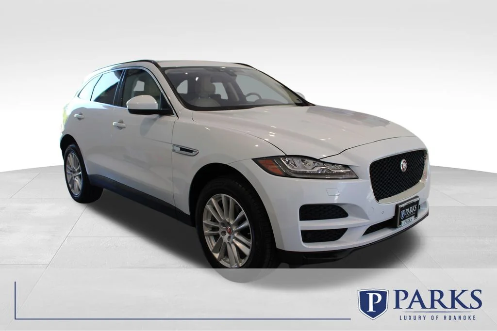 2017 Jaguar F-PACE 35t Prestige AWD's photo