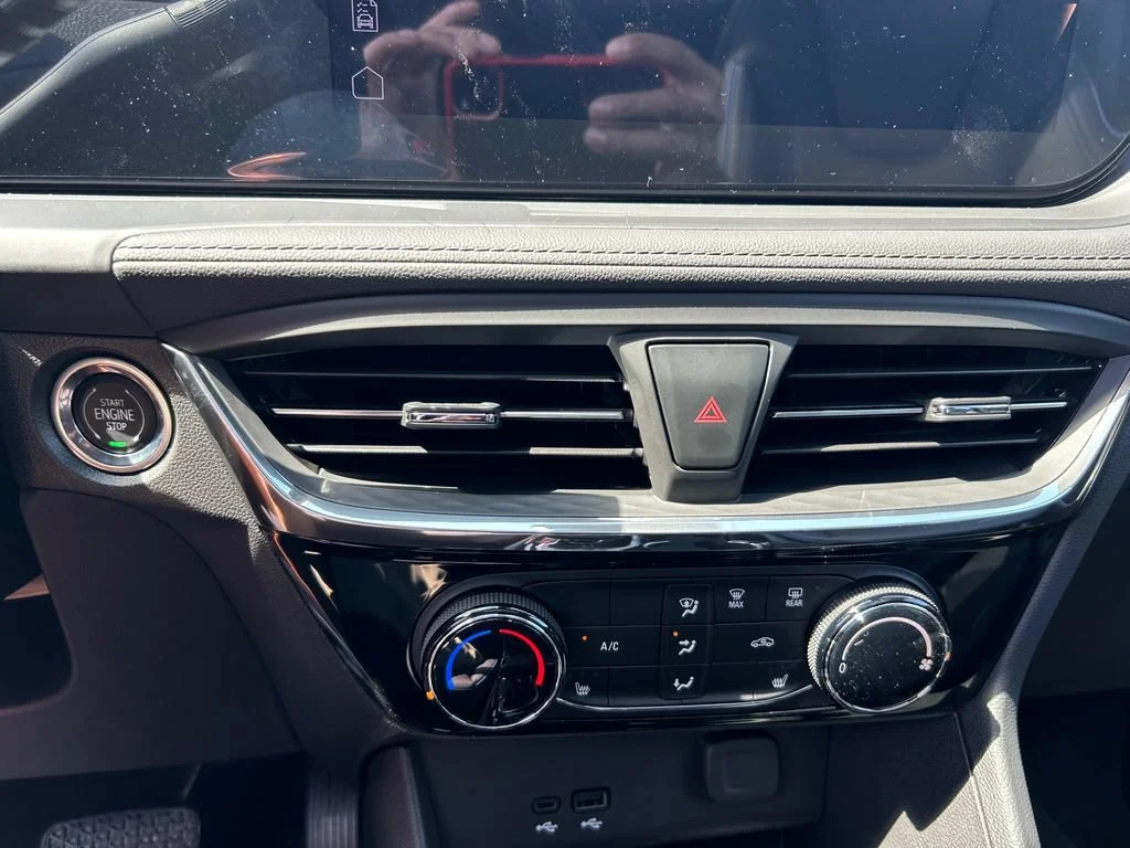 2026 Buick Encore GX Sport Touring - Photo 25