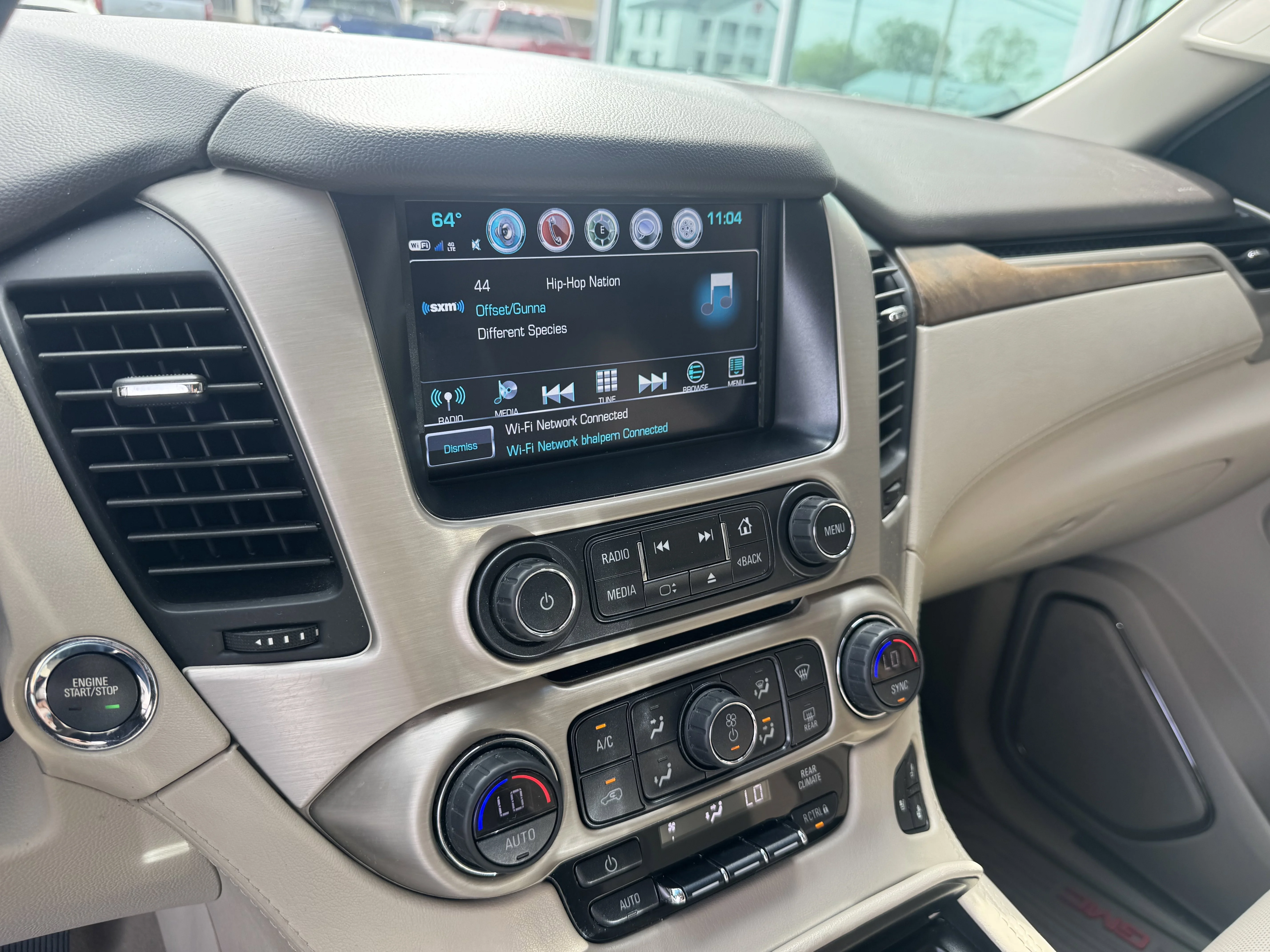 Used 2020 Onyx Black GMC Denali image 17