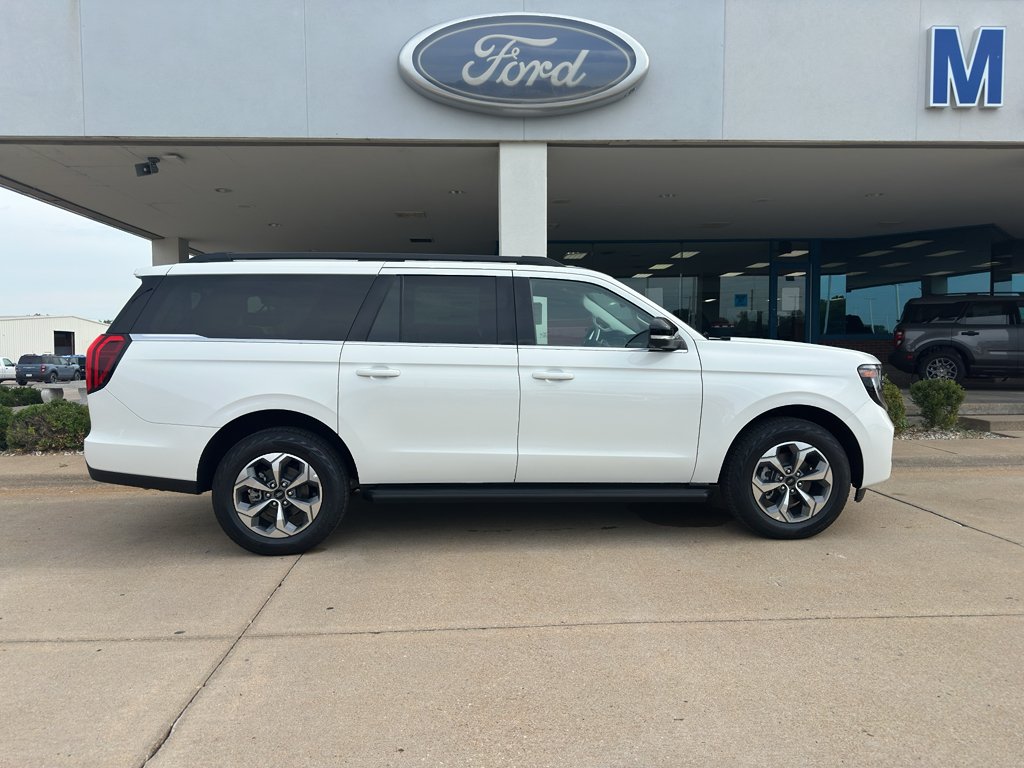 New 2027 Star White Metallic Tri-Coat Ford Active image 9