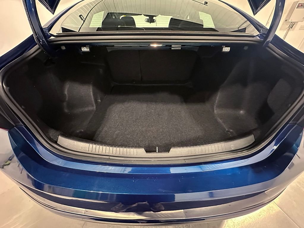 Used 2019 Blue Chevrolet LT image 5