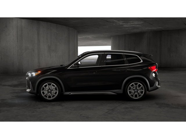 New 2027 Black Sapphire Metallic BMW xDrive28i image 4