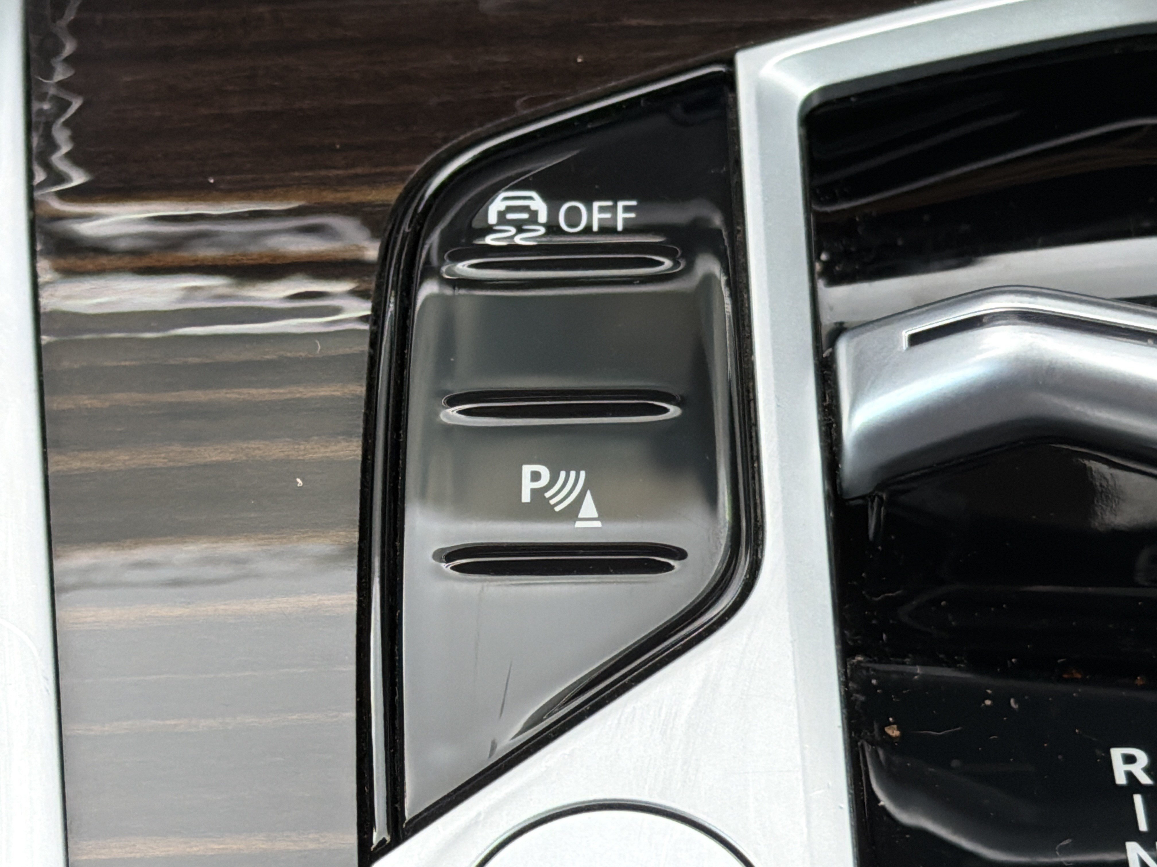 Used 2026 Brooklyn Gray Metallic BMW xDrive40i image 10