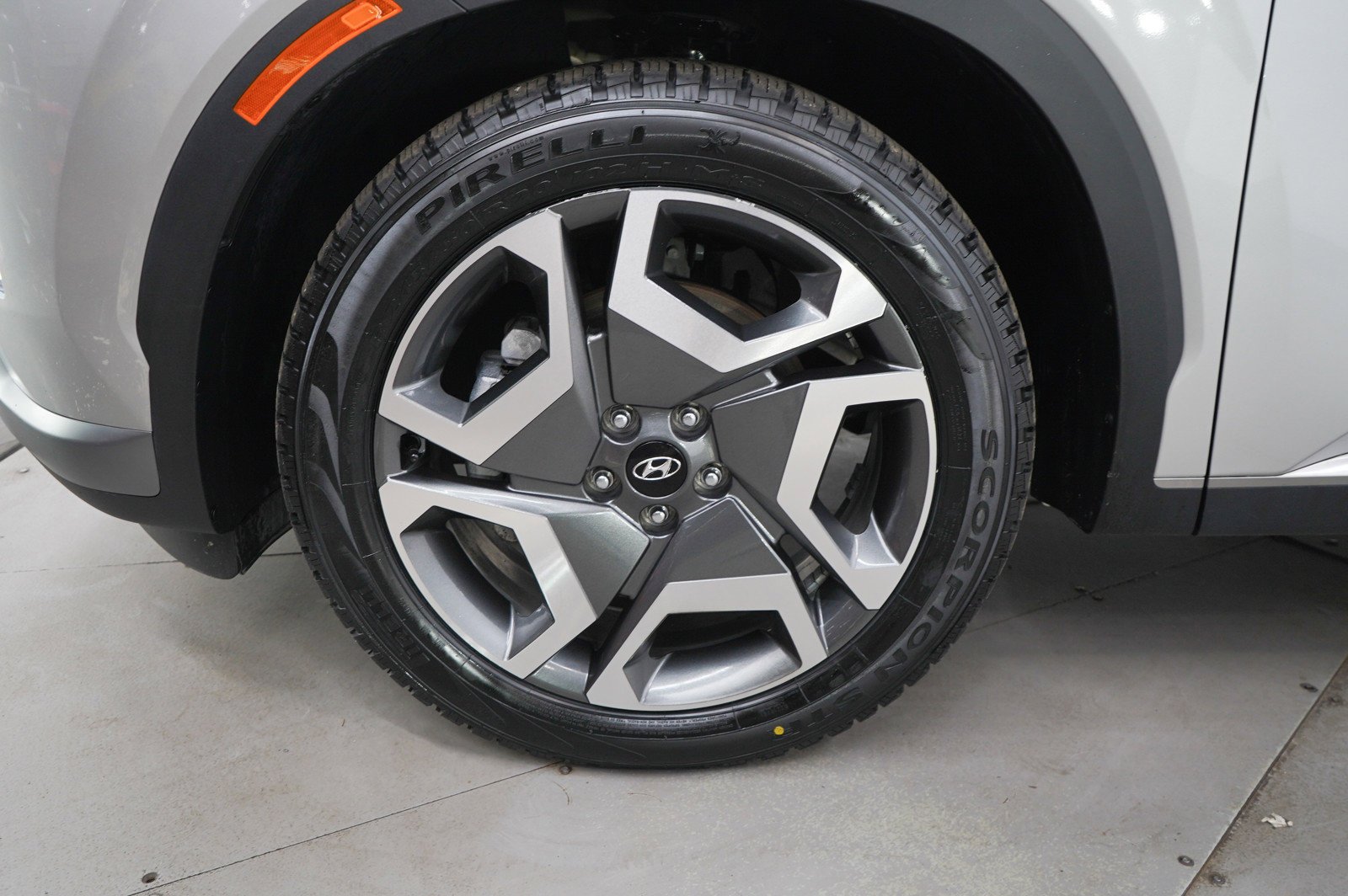 2025 Hyundai Palisade Limited - Photo 27
