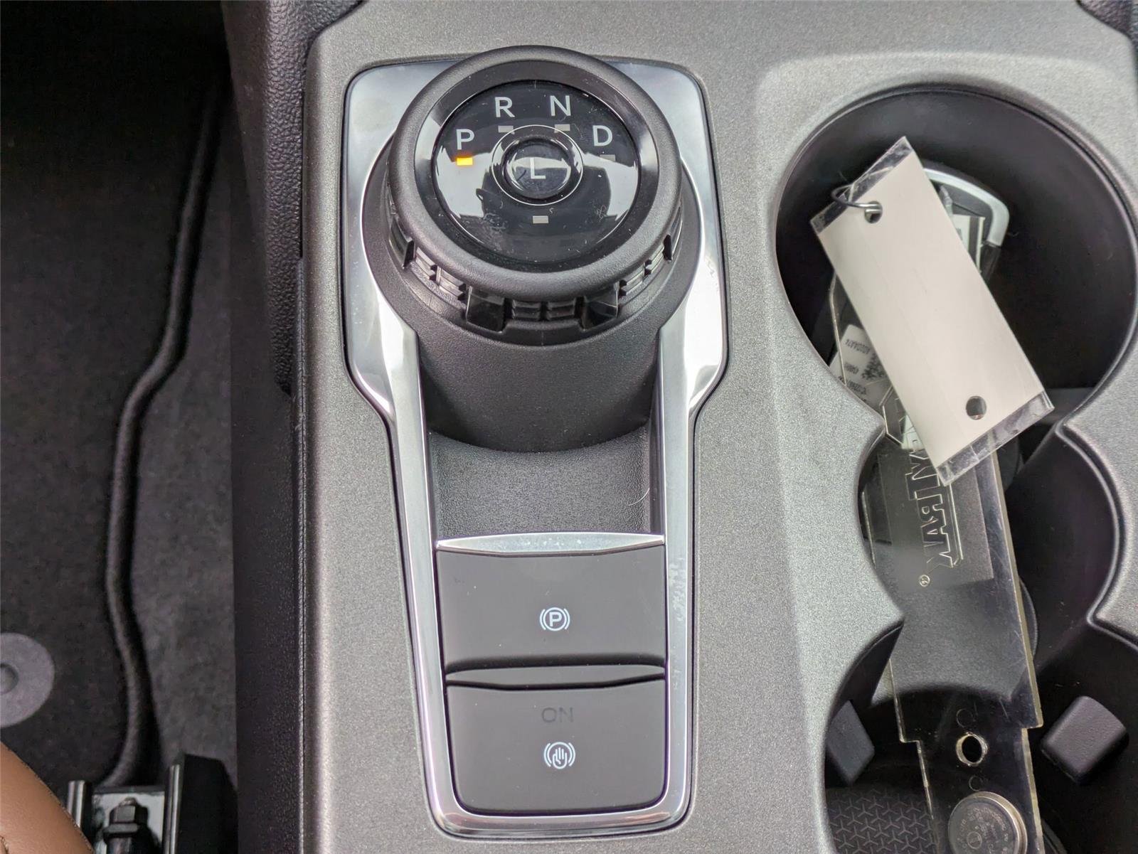 New 2025 Velocity Blue Metallic Ford Outer Banks® image 22