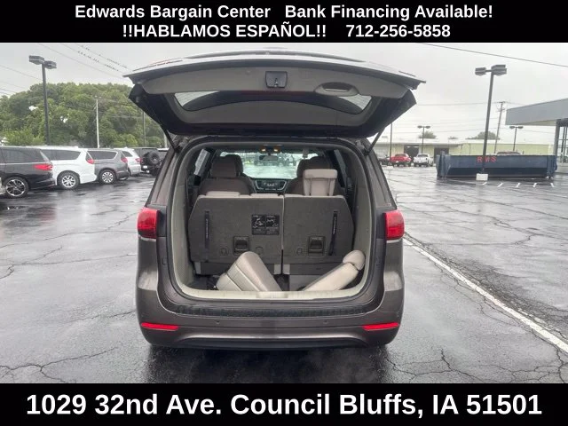 Used 2016 Silver Kia LX image 11