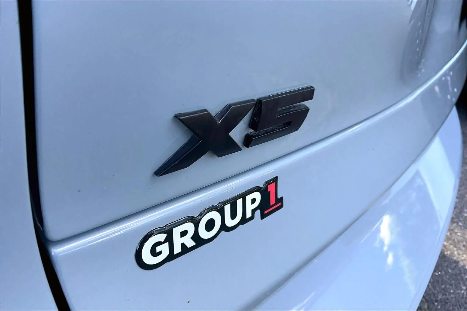 Used 2025 Brooklyn Grey Metallic BMW M60i image 10