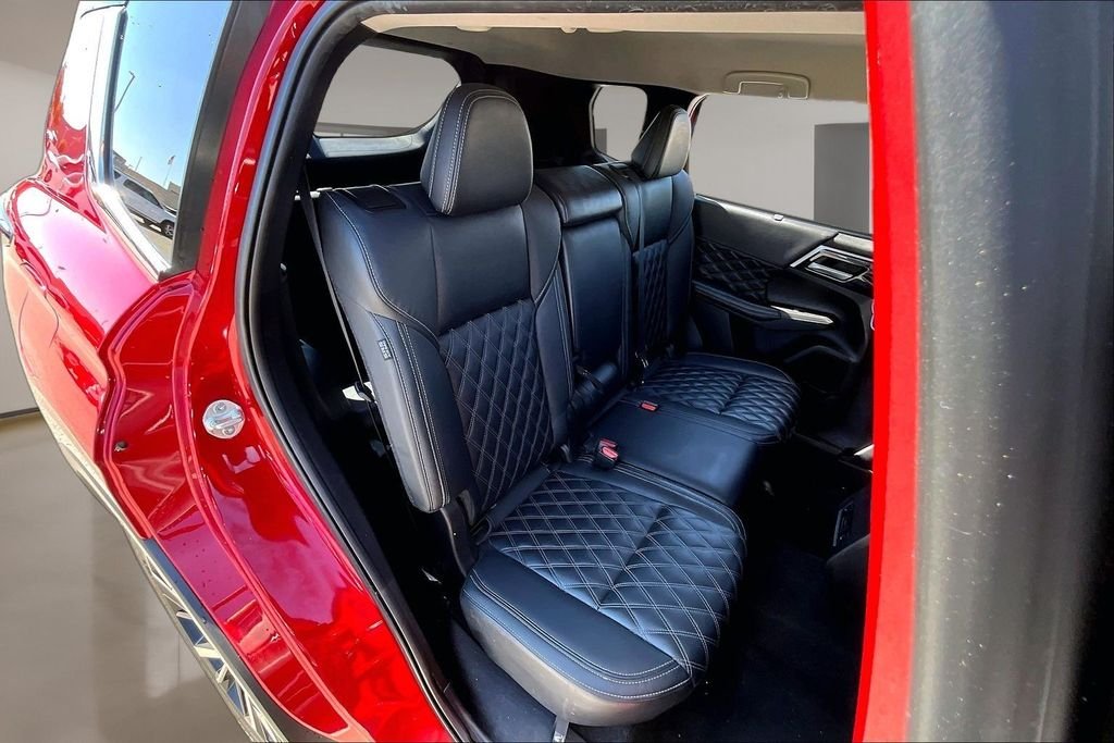 Used 2024 Red Mitsubishi SEL image 26