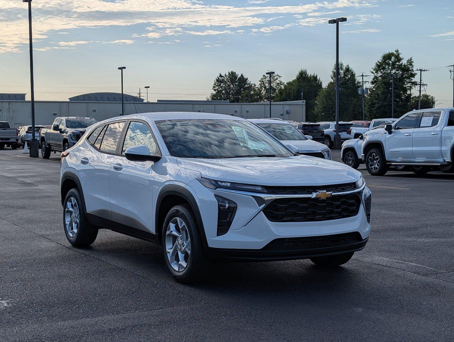 New 2026 Summit White Chevrolet LS image 9