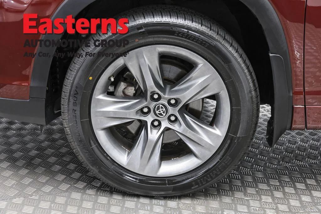 Used 2019 Red Toyota Limited Platinum image 37