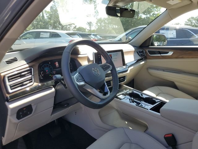 New 2026 Gray Volkswagen 2.0T SE w/Technology image 18