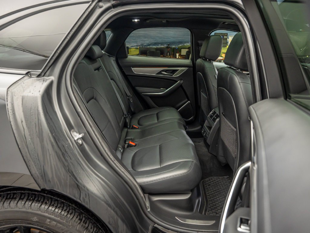 Used 2021 Santorini Black Metallic Jaguar P250 S image 33