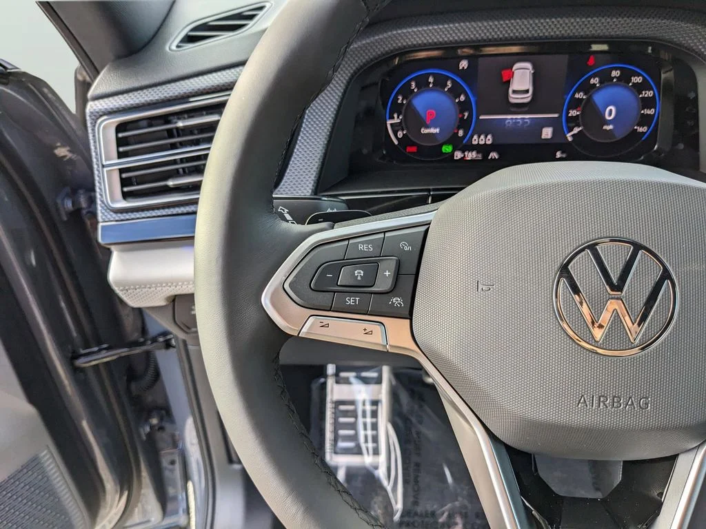 2026 Volkswagen Atlas Cross Sport SEL Premium R-LINE - Photo 28