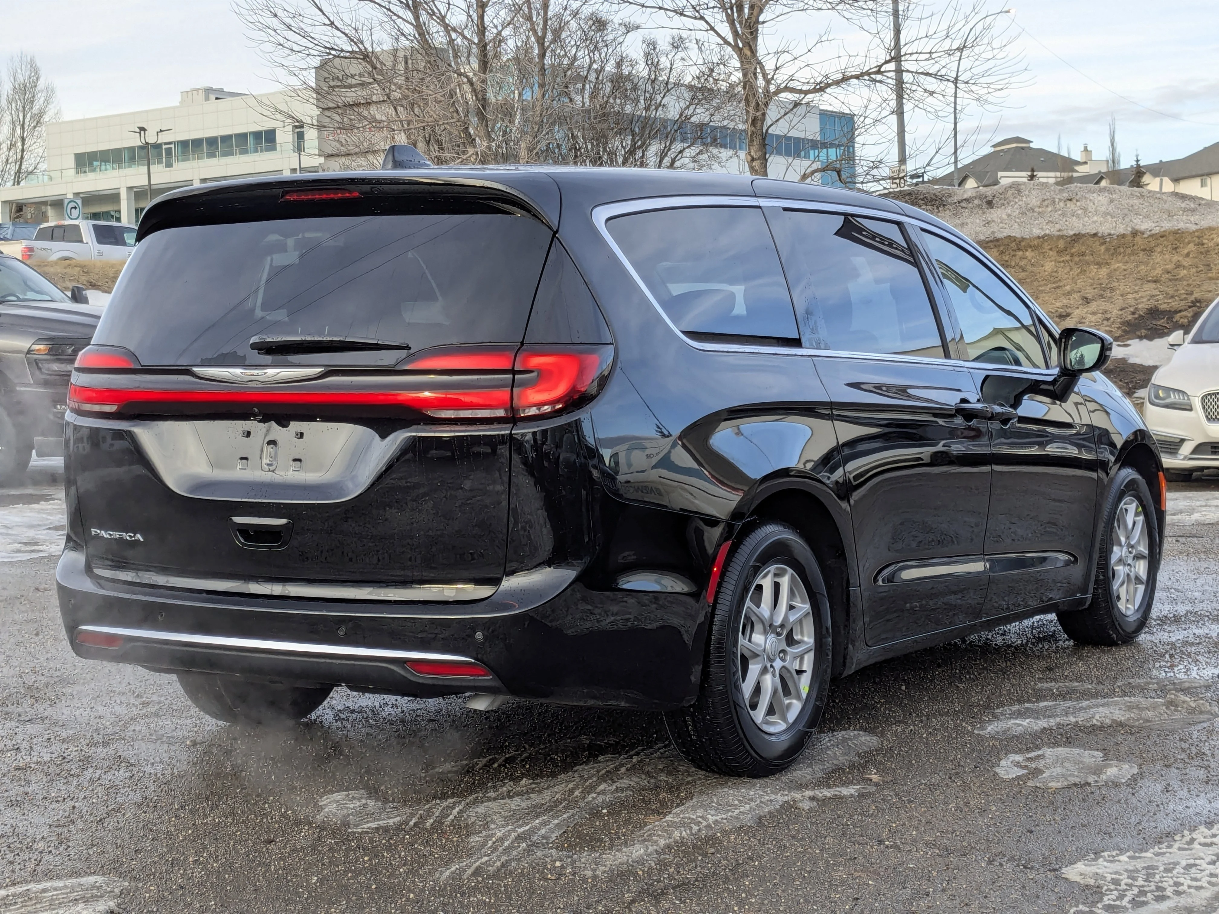 New 2026 Black Chrysler Select - Capri Leather - Power Sliding Doors - Stow & Go & Tons More! image 8