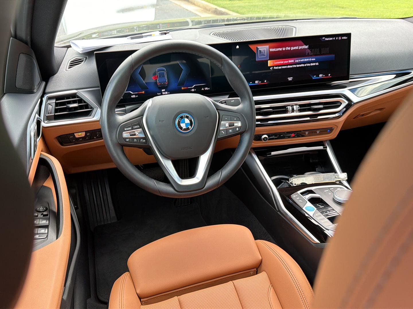 Used 2023 Black Sapphire Metallic BMW eDrive35 image 18