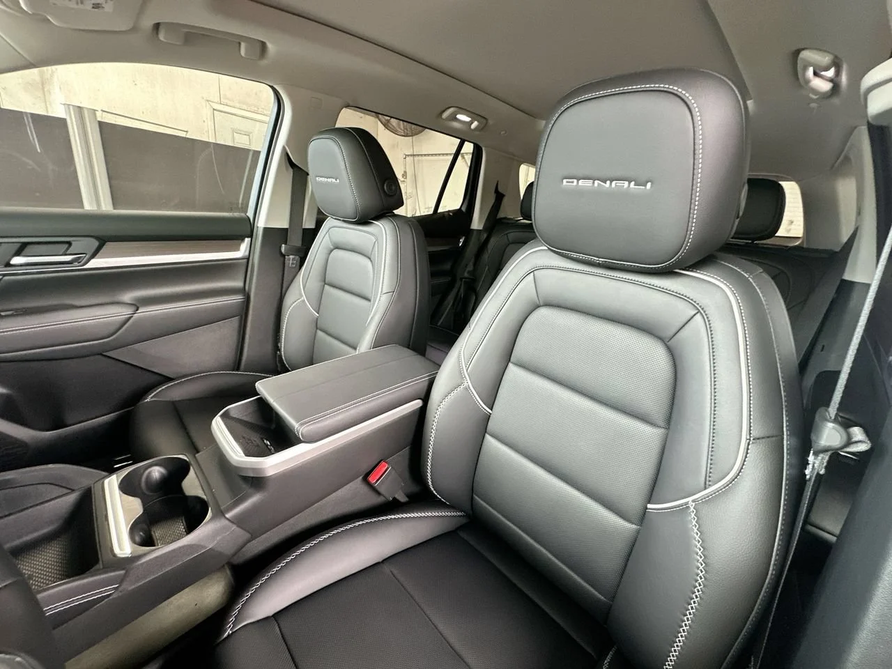 2026 GMC Terrain Denali - Photo 14