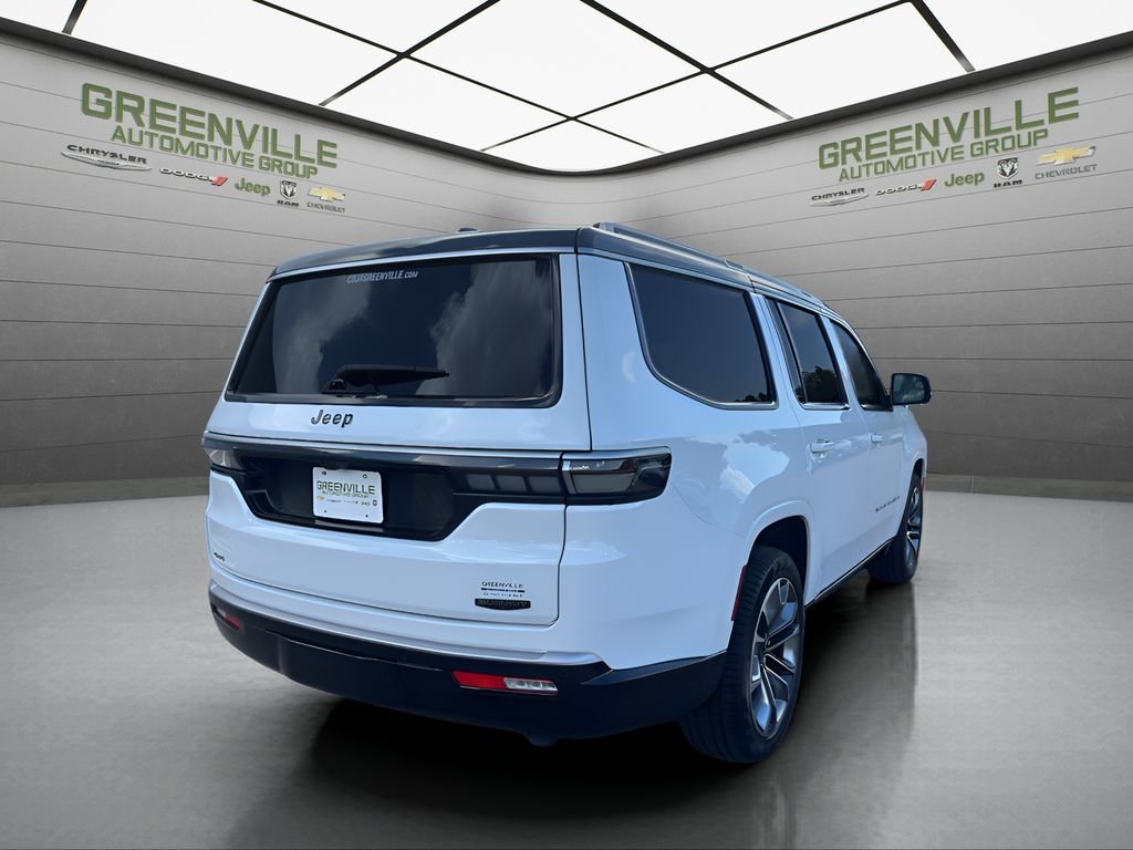 New 2026 Bright White Clear-Coat Exterior Paint Jeep Summit Premium 4x4 image 5