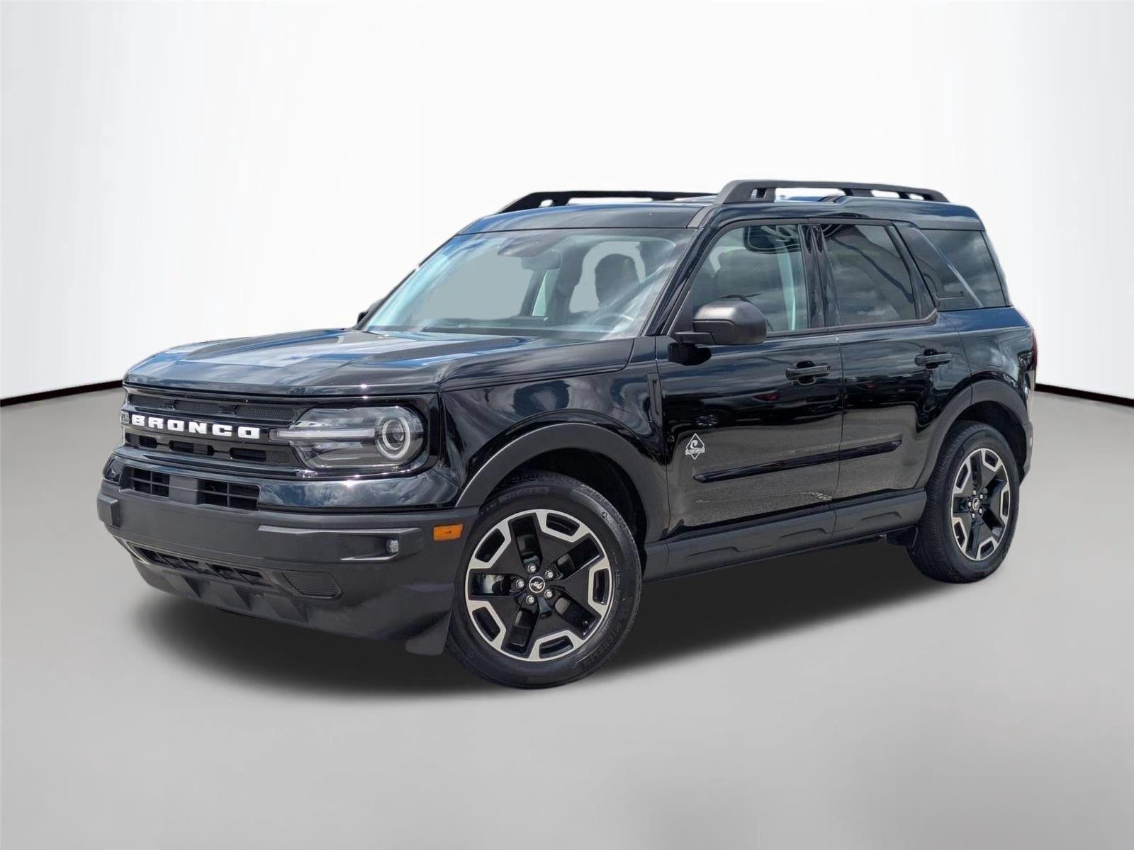 Used 2023 Shadow Black Ford Outer Banks image 1