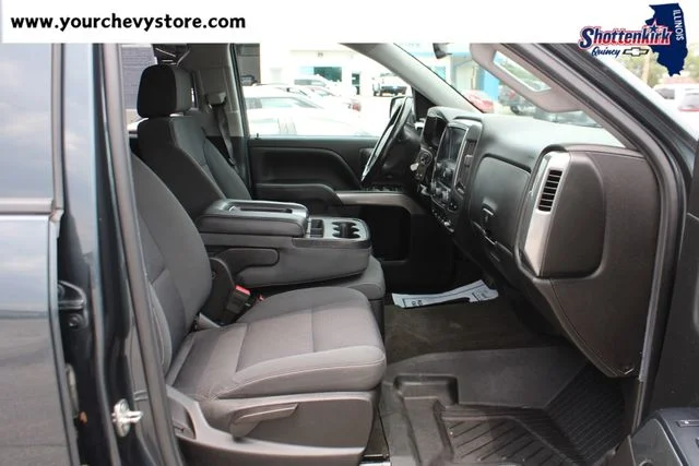 Used 2018 Gray Chevrolet LT image 17