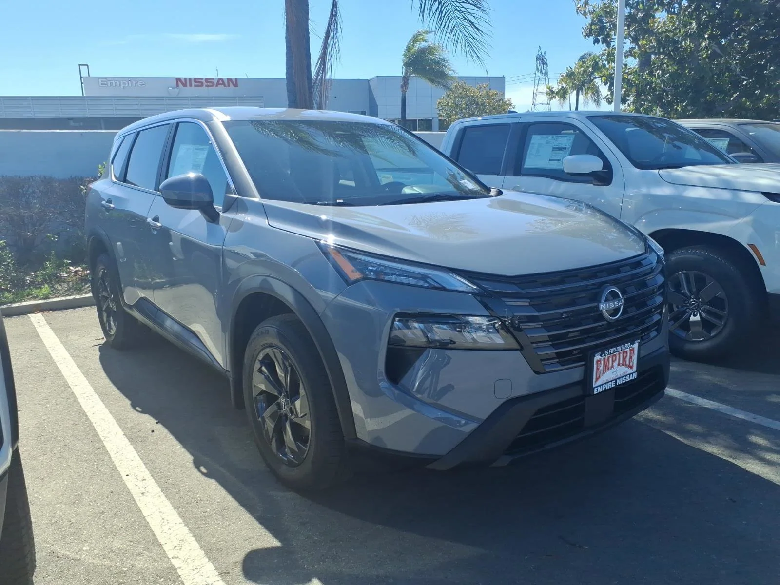 New 2026 Boulder Gray Pearl Nissan SV image 5
