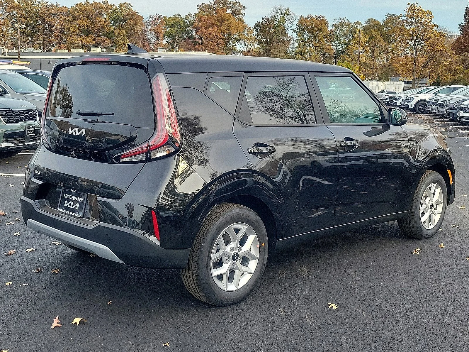 2025 Kia Soul LX - Photo 7