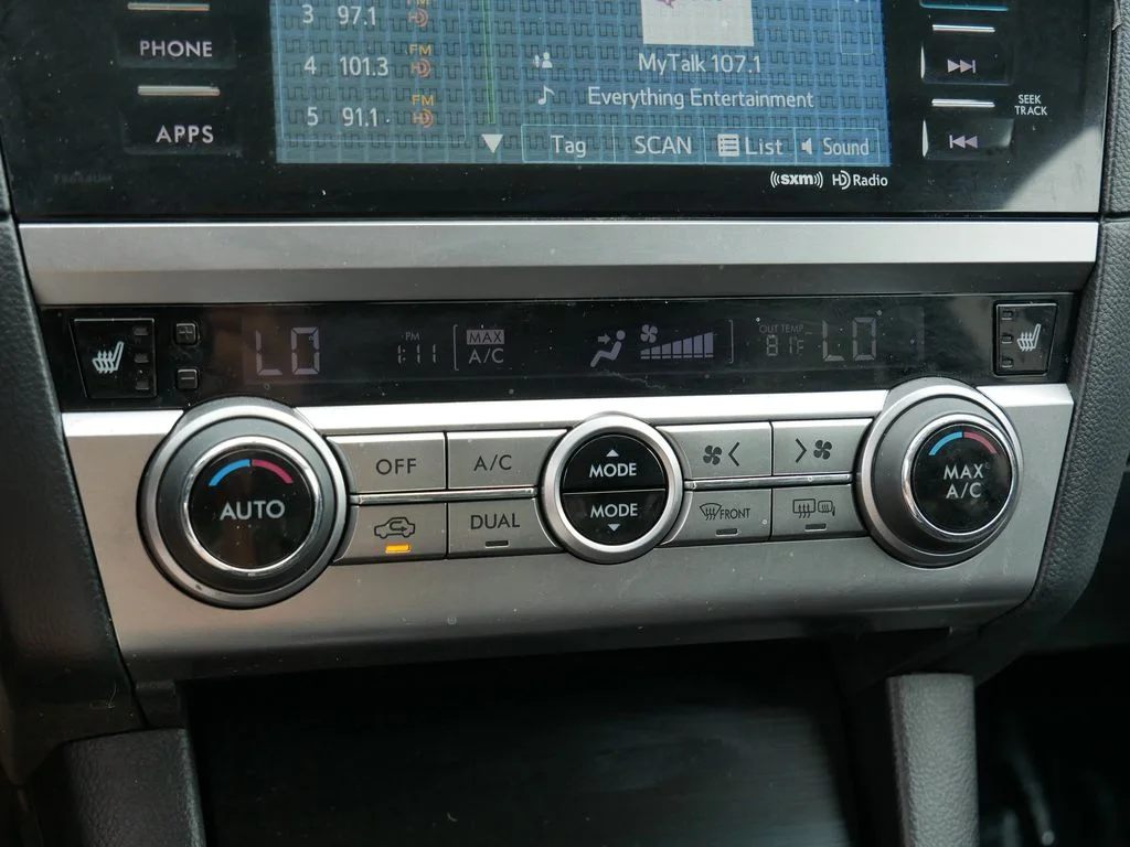 Used 2015 Black Subaru 2.5i image 24