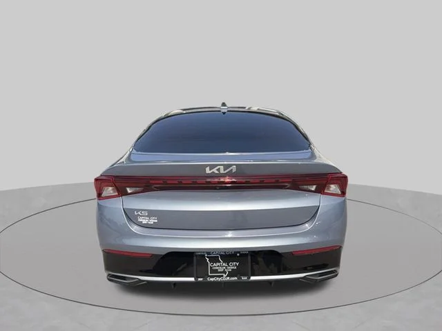 Used 2023 Silver Kia LXS image 4