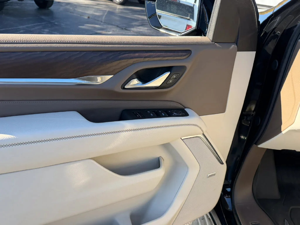 2023 GMC Yukon Denali - Photo 26
