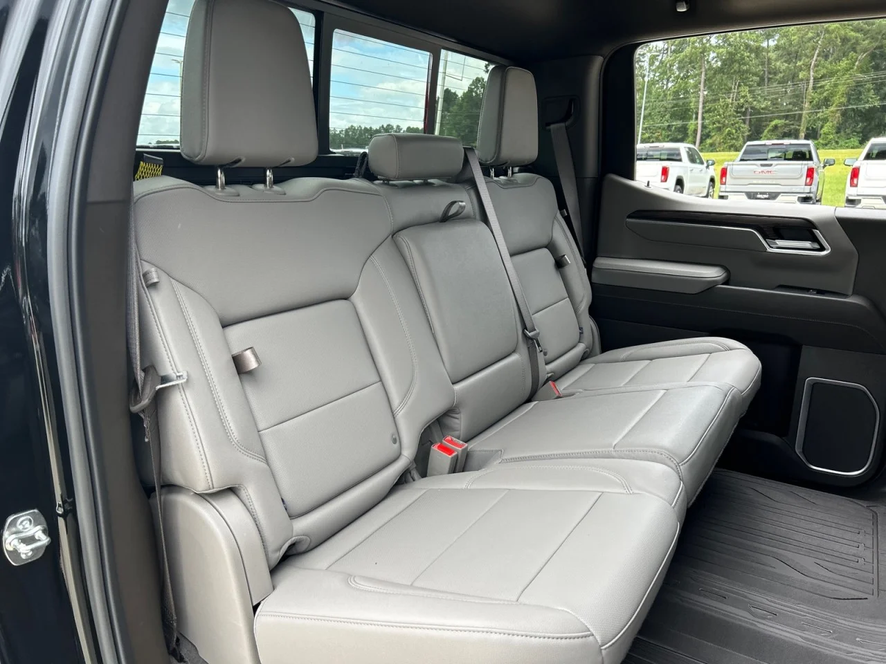 New 2026 Onyx Black GMC SLT image 20
