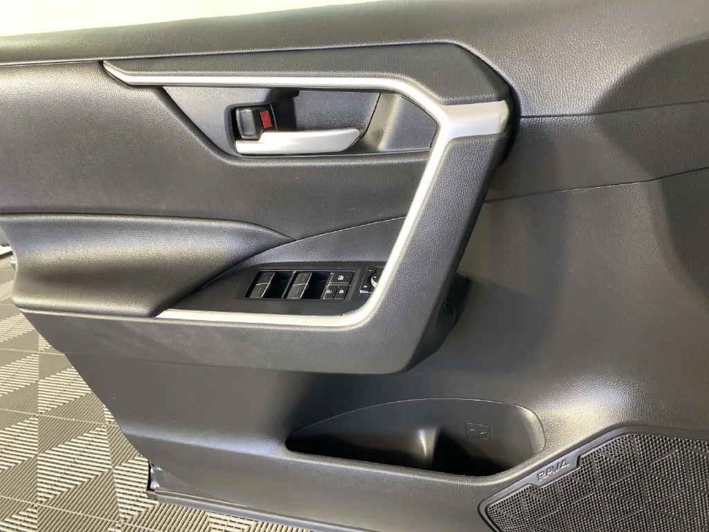 Used 2025 Magnetic Gray Metallic Toyota XLE image 22