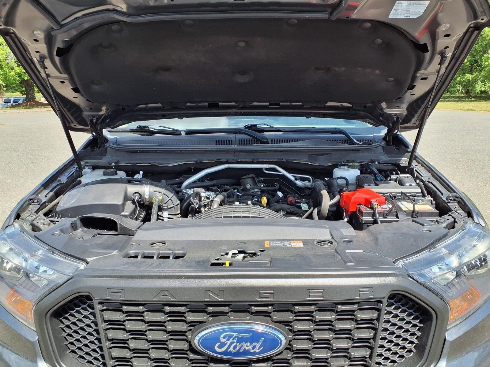 Used 2019 Magnetic Metallic Ford XL image 29