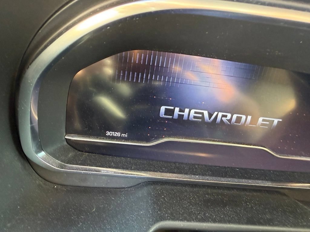 Used 2023 Iridescent Pearl Tricoat Chevrolet Premier image 11
