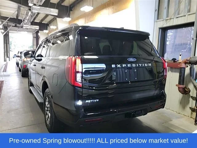 Used 2025 Black Ford Active image 4
