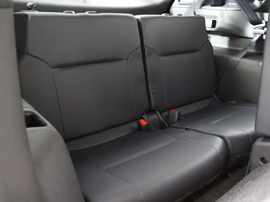 2025 Mitsubishi Outlander SE - Photo 36
