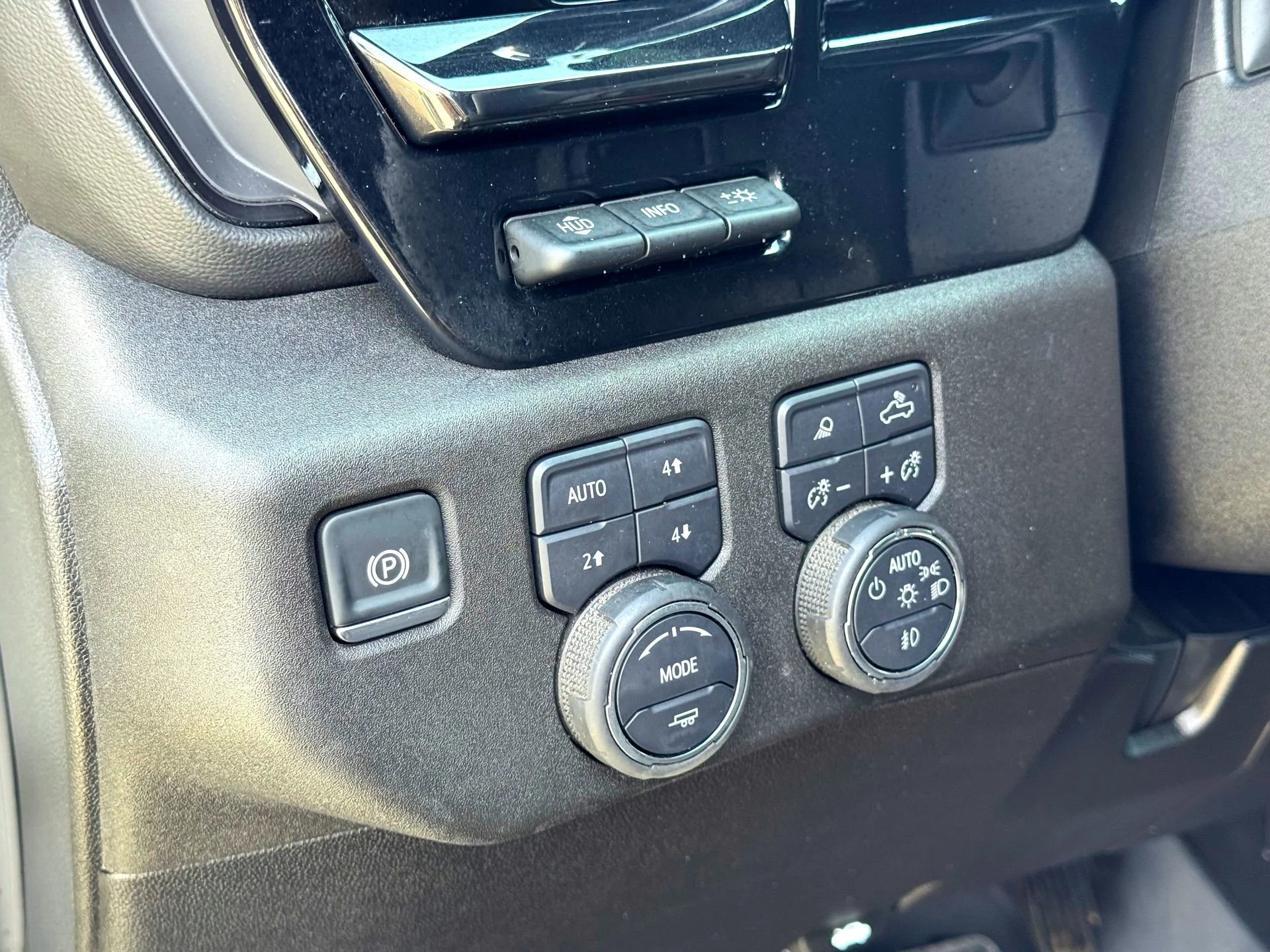 Used 2025 Slate Gray Metallic Chevrolet ZR2 Bison Edition image 17