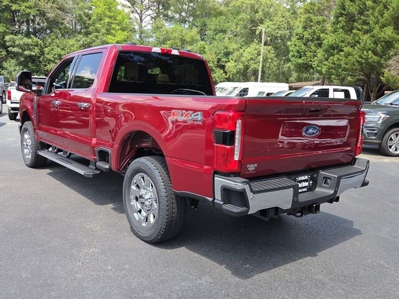 New 2026 Ruby Red Metallic Tinted Clearcoat Ford F-250® Lariat® image 12
