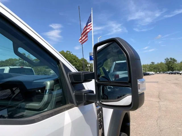 Used 2023 Oxford White Ford XL image 27