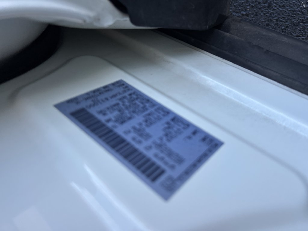 Used 2023 White Nissan SL image 22