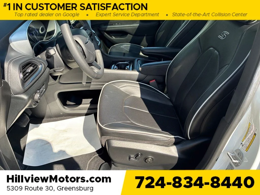 Certified Used 2026 Bright White Clearcoat Chrysler Limited image 28