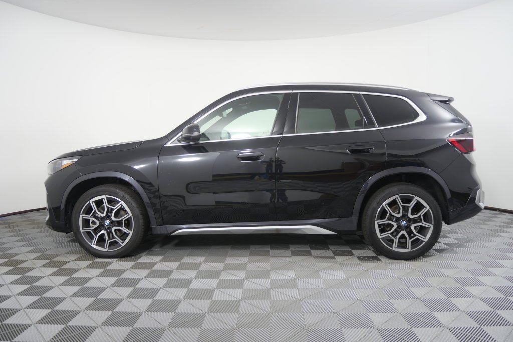 Certified Used 2026 Black Sapphire Metallic BMW xDrive28i image 7