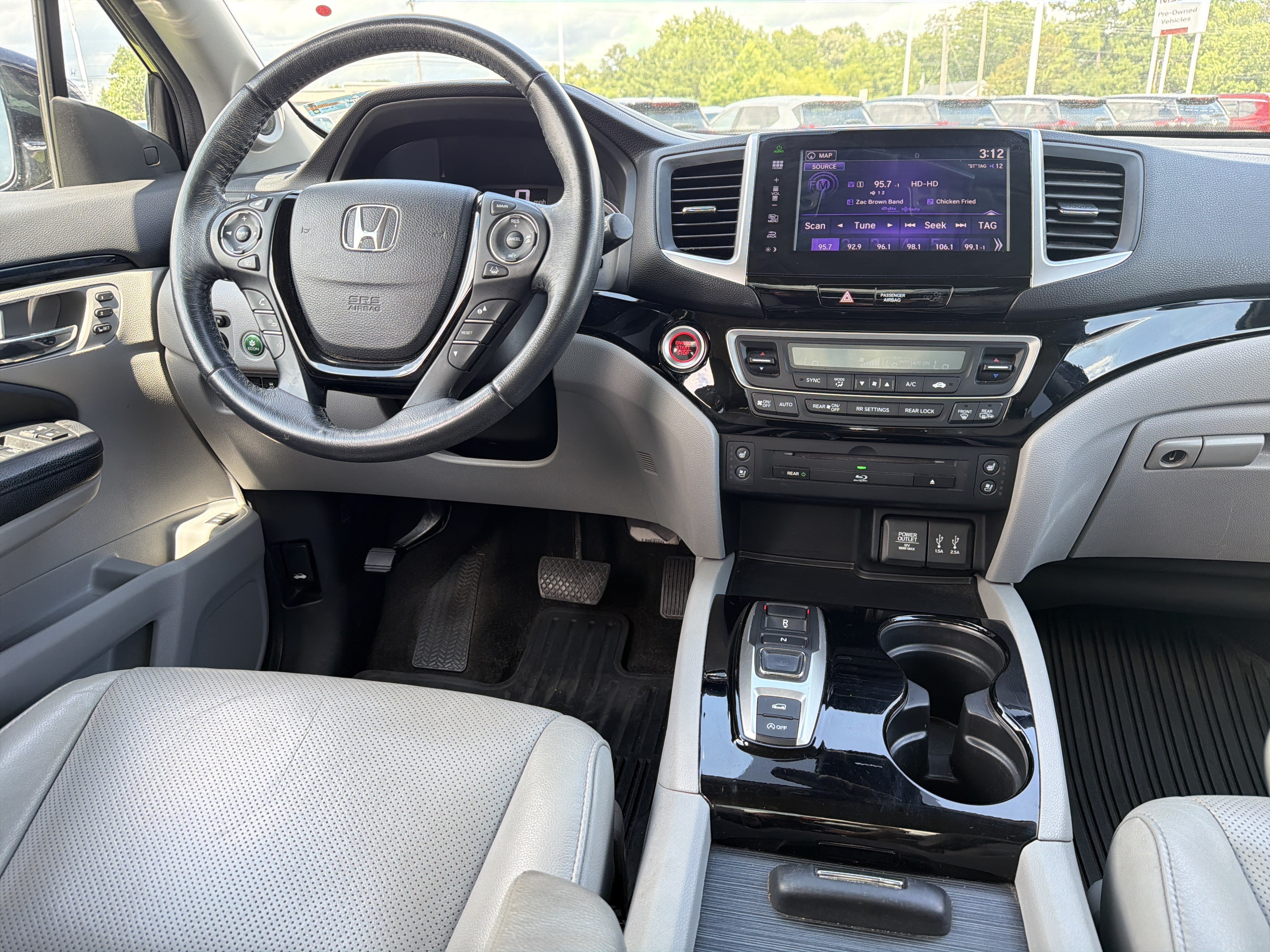 Used 2016 CRYSTAL BLACK PEA Honda Elite image 3