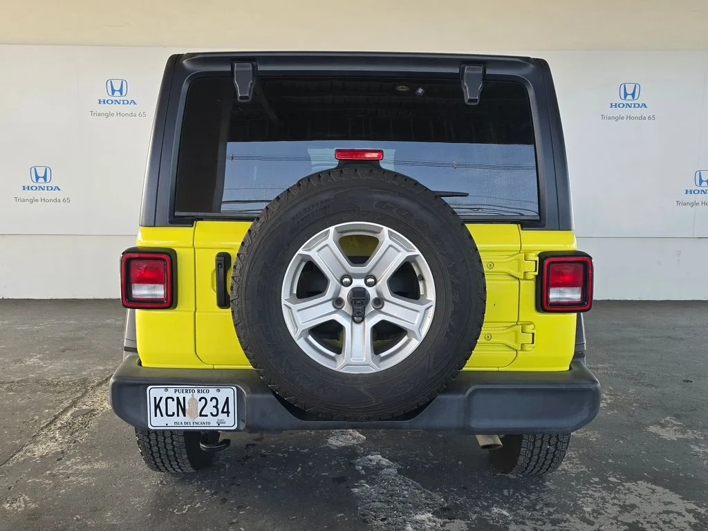 Used 2023 Yellow Jeep Sport S image 26