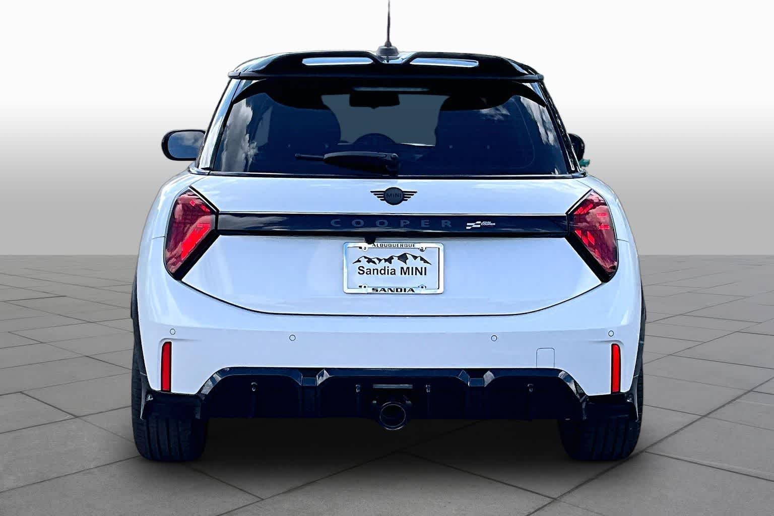 New 2026 Nanuq White Metallic MINI John Cooper Works image 4